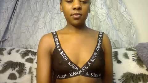 zariah online show from July 31, 11:39 pm