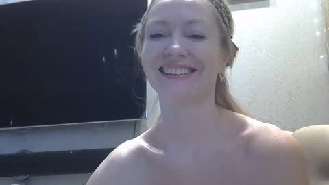 Zarina Swift online show from February 21, 6:36 am