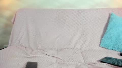 ZEPHYRA ANGELS online show from October 25, 5:04 am