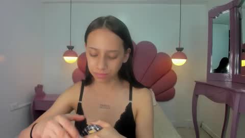 Snapshot of zephyra_angels1 chatting on January 7, 6:14 pm ZEPHYRA ANGELS online show from January 7, 6:14 pm