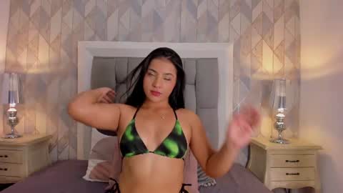 zharia_lux25 online show from June 26, 11:44 am