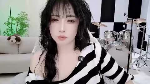 Snapshot of zhen0 chatting on October 18, 11:28 pm zhen online show from October 18, 11:28 pm