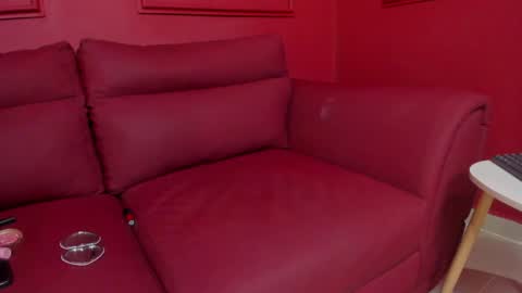 Zia Carter online show from May 1, 4:48 am
