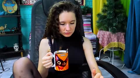 Snapshot of zianichols chatting on January 15, 12:25 pm zianichols online show from January 15, 12:25 pm