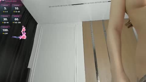 zirael_swan online show from June 14, 4:03 am