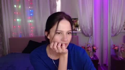 Snapshot of zlatagoddess chatting on March 11, 9:34 am Zlata online show from March 11, 9:34 am