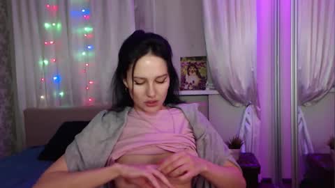 Snapshot of zlatagoddess chatting on October 15, 4:42 pm Zlata online show from October 15, 4:42 pm