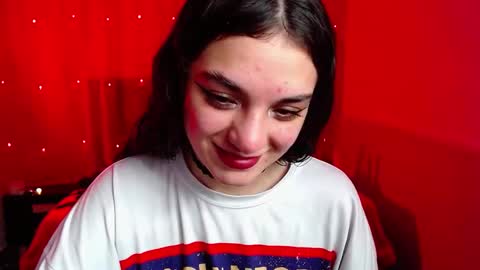 Snapshot of zoe_0111 chatting on February 6, 2:58 pm zoe_0111 online show from February 6, 2:58 pm