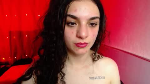 Snapshot of zoe_0111 chatting on February 13, 9:28 pm zoe_0111 online show from February 13, 9:28 pm