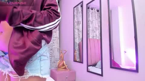 zoe_blond online show from November 9, 4:41 am