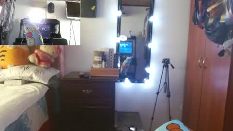 zoe hotxxx online show from July 18, 2:41 pm