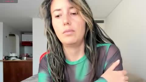 ZOE online show from July 14, 9:08 pm