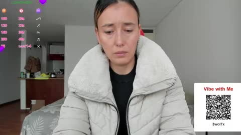 ZOE online show from June 6, 9:43 pm