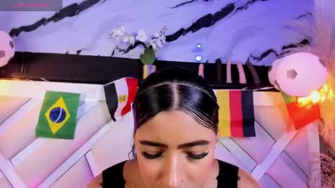 Zoey  online show from June 28, 10:27 pm