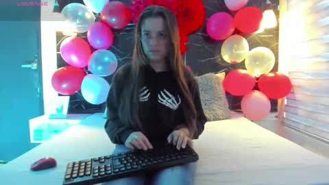 Zoe online show from February 14, 11:56 am