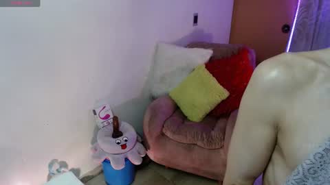 Zoe online show from June 14, 3:19 am