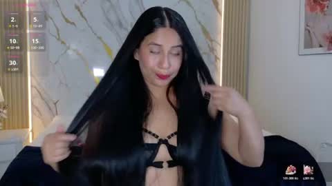 zoe_longhair online show from July 4, 2:13 pm
