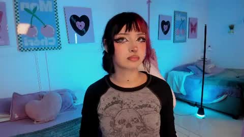 Zoe Lynch online show from June 29, 12:16 pm