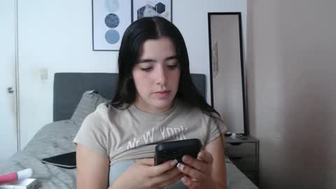 Snapshot of zoe_mill33r chatting on March 11, 6:41 pm Zoe online show from March 11, 6:41 pm