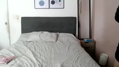 Snapshot of zoe_mill33r chatting on February 21, 5:31 pm Zoe online show from February 21, 5:31 pm