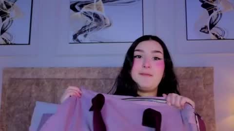zoe_moon__ online show from June 14, 1:00 pm