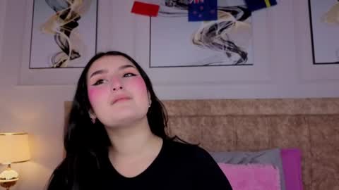 zoe_moon__ online show from June 18, 11:15 am