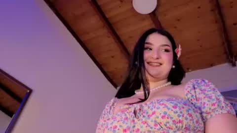 zoe_moon__ online show from July 14, 11:59 am