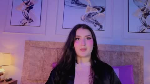 zoe_moon__ online show from July 29, 12:05 pm