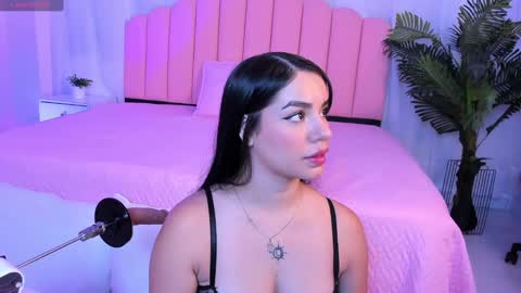 Zoe online show from February 13, 5:33 pm