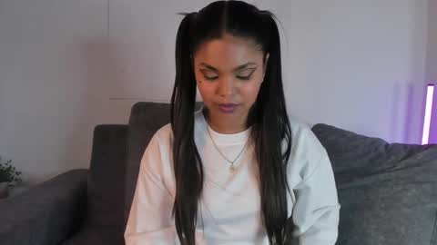 Zoe online show from February 22, 8:37 pm