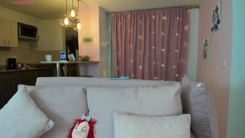 Snapshot of zoe_sullivan_ chatting on January 7, 10:01 am zoe_sullivan_ online show from January 7, 10:01 am