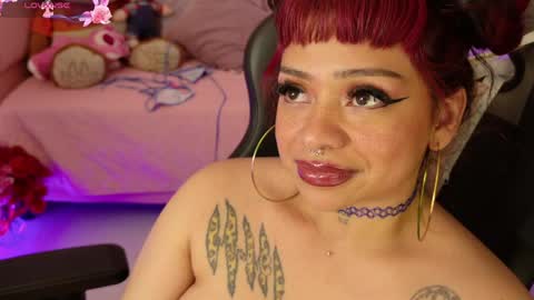 zoe_sullivan_ online show from April 27, 1:52 pm