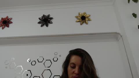 Carolina online show from October 26, 9:21 pm