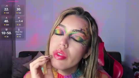  zoee jackson online show from November 9, 9:05 am