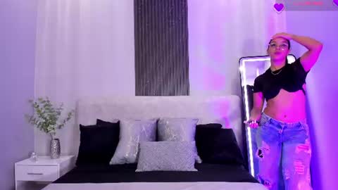 Zoe 3 online show from July 20, 5:36 pm