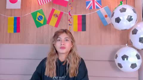 Zoe online show from June 26, 12:28 pm