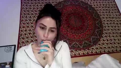 Snapshot of zoepleasing chatting on March 8, 4:52 am zoepleasing online show from March 8, 4:52 am