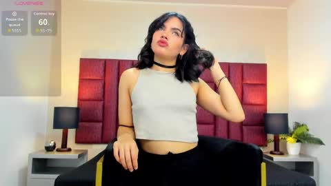 zoespear online show from April 8, 11:56 am