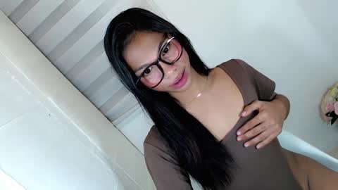 zoey online show from February 25, 7:49 pm