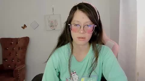 Alicie online show from July 22, 3:24 pm