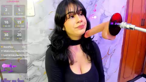 ZYLE online show from October 23, 8:26 pm