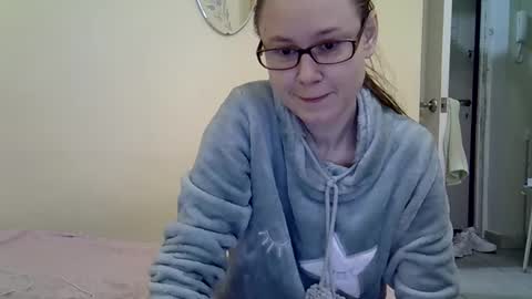 Zyuhre online show from January 26, 1:15 pm