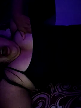 FerLu8 online show from March 20, 5:23 am