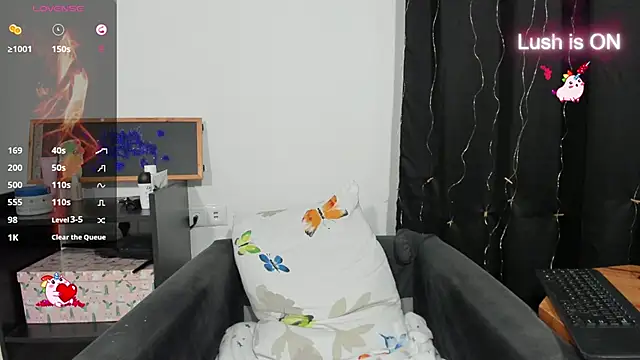 alexysgray online show from June 13, 7:22 pm