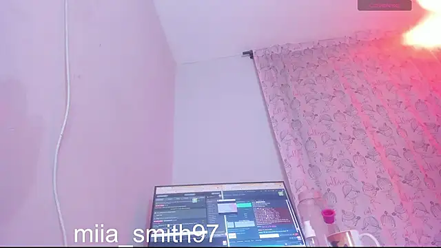 miia-smith97 online show from July 17, 10:24 pm
