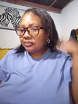 YELLOW BONE online show from August 4, 8:37 pm