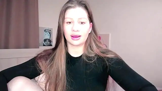 JuicyHelenX online show from February 3, 7:18 pm