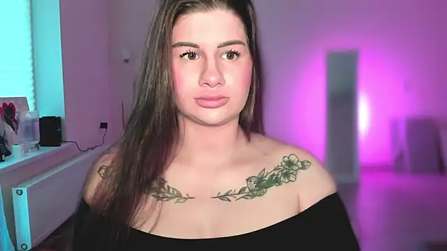JuicyHelenX online show from June 13, 3:09 pm