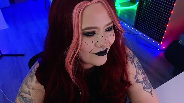 wickedxqueen online show from June 12, 10:18 pm