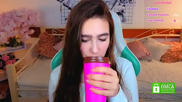  Eliizabeth  online show from February 15, 10:42 pm